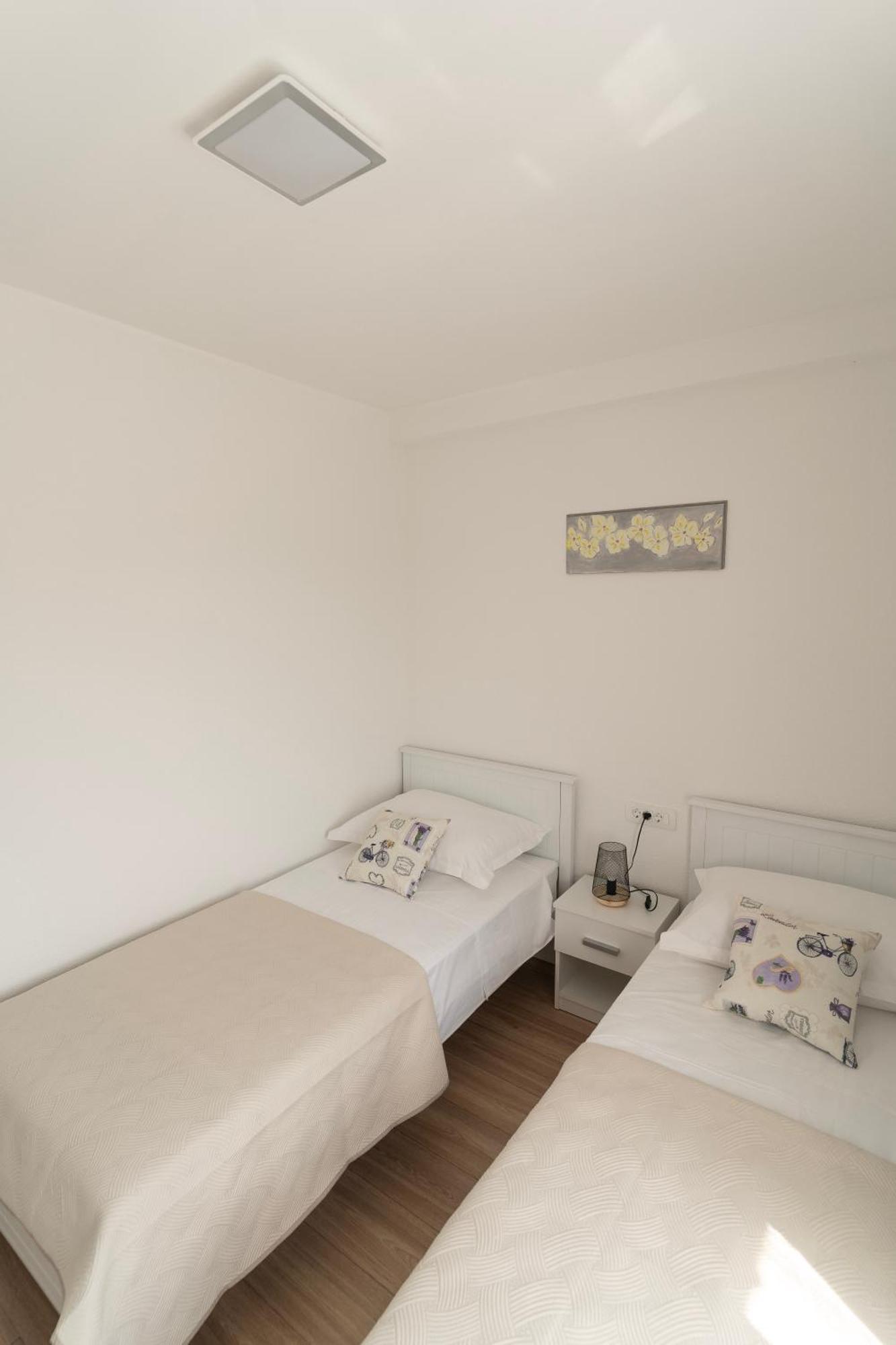 Pave&Ema Apartman Konjevrate Exterior photo